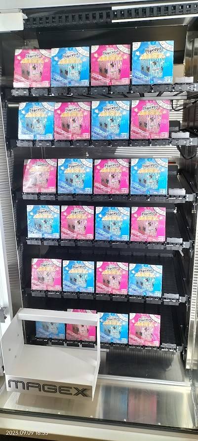 Distributeur automatique installés dans un cinéma à avignon